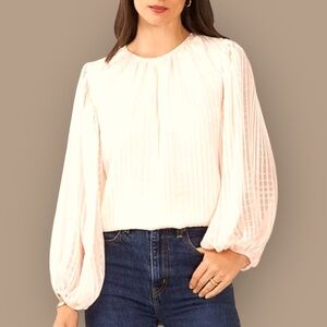 VINCE CAMUTO Cream Balloon Sleeve Blouse Size Medium